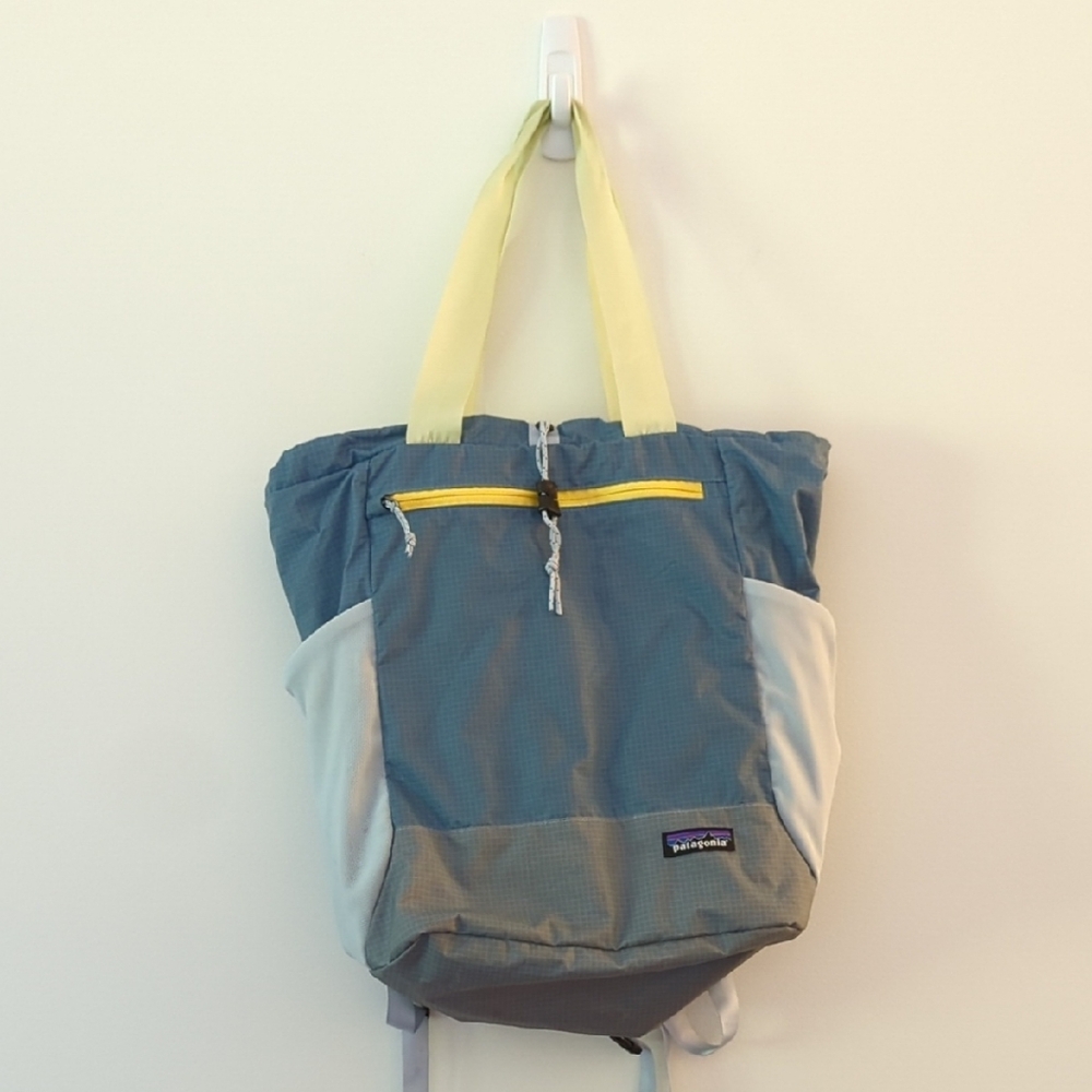 Patagonia Gray and Blue Ultralight Black Hole Tote